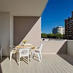 Lejlighed One Bedroom Flat In A With Pool