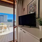 One Bedroom Flat In A With Pool Lejlighed